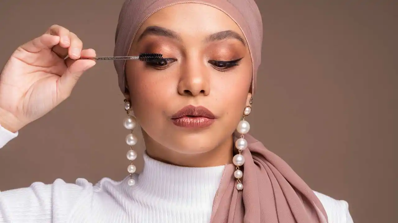 Nicely done makeup girl in the hijab