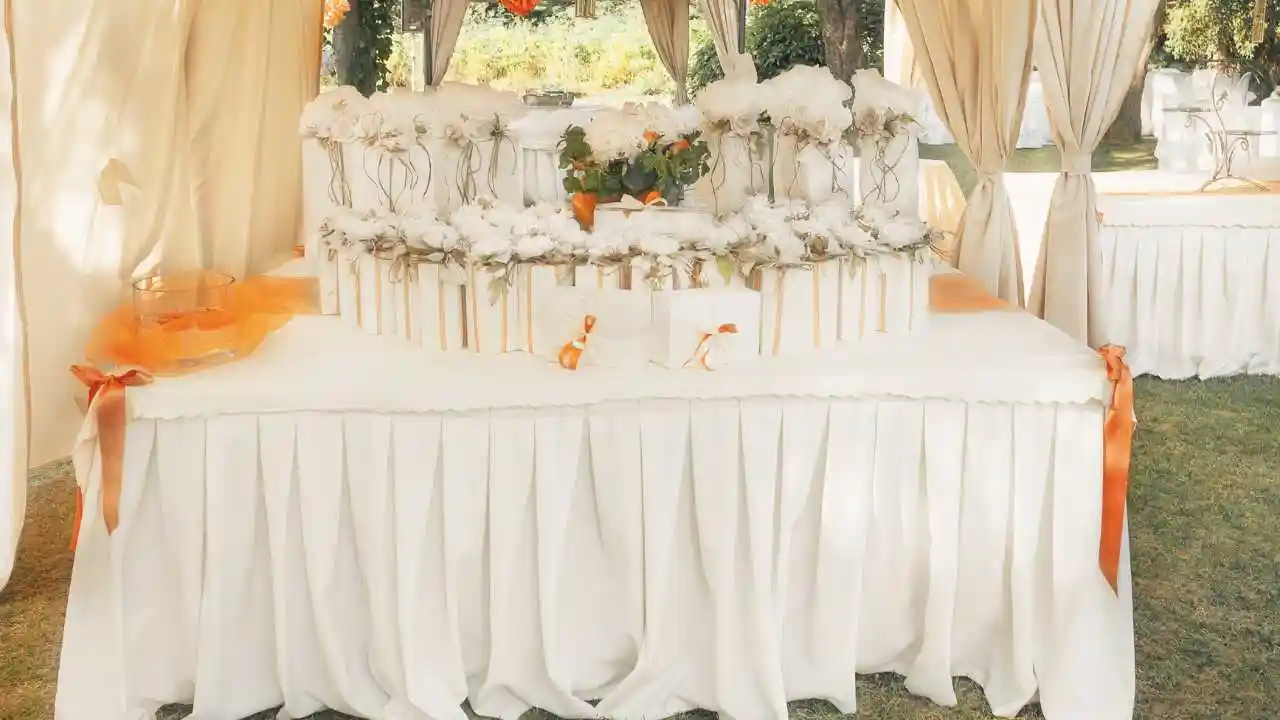 Wedding favors on a wedding table