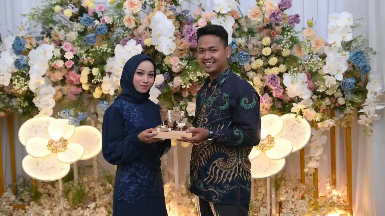 wedding photo, Malay wedding bride and groom
